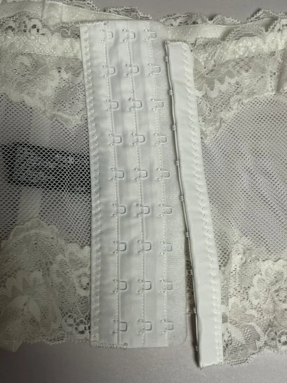 Yandy white lace